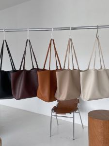 EMORRIN Large Capacity Soft Lychee Pattern Tote Bag Commuter Single Shoulder Bag Simple Design Casual Bucket Shape PU Leather