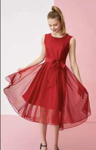 ชุดเดรสแขนกุด ชุดราตรีสีแดงผู้หญิง มีซับในพร้อมผ้าคาดเอวสำหรับผูกโบ