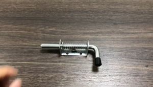 Heavy Duty Spring Latch Metal Lock Barrel Bolt Spring Lock For Gate Shed Door Tailgate Garage