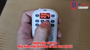Máy Niệm Phật Mini Đeo Cổ Hoa Sen Đại Cát Sẵn 53 Bài Kinh Có Khe Thẻ Nhớ Jack Tai Nghe Pin Sạc Màn LCD - H2pro Tech