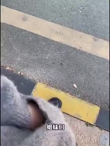 เปลี่ยนสีย่างเป็ด UV ทดสอบจี้ UV ทดสอบเป็ดป้องกันแสงแดดทดสอบเปลี่ยนสีพวงกุญแจจี้ขนาดเล็ก RUIJA