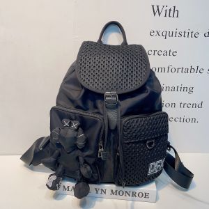 Fashionable Nylon Backpack Casual Drawstring Cover Commuter Bag Practical Multi-Pocket Leisure Commuting Bag Trendy