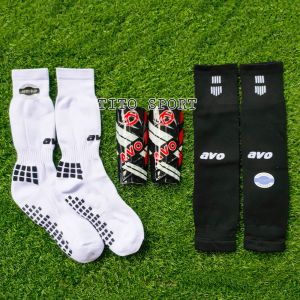 Satu set kaos kaki sambung deker lakop embos pelindung tulang kering dan bawahan antilslip avo