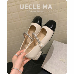 Bai Li Pure รองเท้าส้นแบนสไตล์ฝรั่งเศสสําหรับผู้หญิง Soft Sole สวมใส่สบายด้วยไข่มุกและโลหะ Detailing อเนกประสงค์สําหรับสวมใส่ในชีวิตประจําวันหรืองานปาร์ตี้