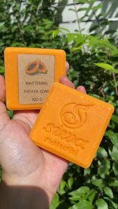 สบู่มะละกอ2ก้อน59บาท น้ำหนัก100กรัม ลดปัญหาผิวหมองคล้ำและผิวมัน กลิ่นหอมสดชื่นมาก