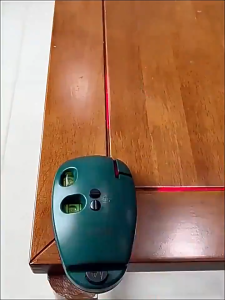 ระดับเลเซอร์เมาส์ ความแม่นยําสูง 20 เมตร 2 สาย 90 องศา ระดับเลเซอร์เลเซอร์วัดอุปกรณ์