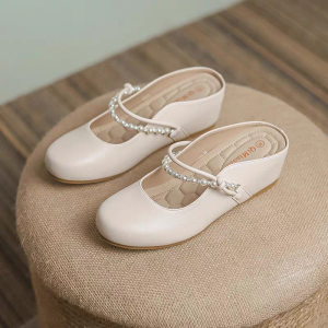 รองเท้าแตะหนังแท้สุดหรูสำหรับผู้หญิงในช่วงฤดูใบไม้ผลิและฤดูร้อนปี 2025 ทรงหัวมนแบบสวมสบาย ส้นเตี้ย พื้นยาง รองเท้าแตะแบบสวมสบาย