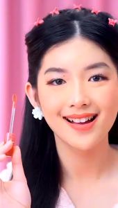 Junkie Makeup - Azarine velvety lippie cream