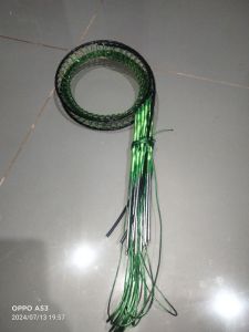 ครืนดักนกอีลุ้มสีเขียวหลักขนาด19เซน บ่วง5นิ้ว15หลักพร้อมรังเก็บ250บ