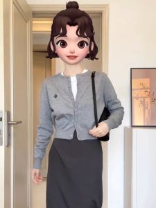 Korean Style Grey Embroidered Knitted Short Cardigan Womens Autumn Winter New Arrival Slimming Top Button up Sweater Coat