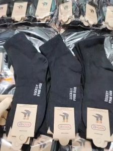 ถุงเท้า ผู้ชาย ข้อกลาง ขนาด 1 แพ็คมี 12 คู่ เพื่อขับซื้อที่ไหนดี สีพื้น/คละลายสีเข้ม