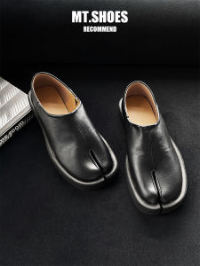 รองเท้าหนังลําลองสําหรับผู้ชายผู้หญิงสไตล์ย้อนยุคนุ่มแต่เพียงผู้เดียวด้านล่างหนาทุกวันใช้รองเท้านิ้วเท้ารอบพร้อมลูกไม้ปิด