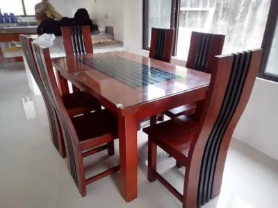 modern dining set (gmelina wood)