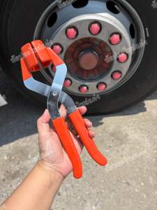 คีมถอดฝาครอบน็อตล้อ คีมน็อต ครีมถอดฝาครอบน็อตล้อ