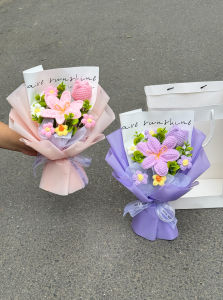 ช่อดอกทิวลิปแฮนด์เมด ของขวัญวันเกิดสุดสร้างสรรค์สำหรับแฟนสาว งานเซอร์ไพรส์ งานพิธี ดอกไม้ถักไหมพรม ของตกแต่งงานเทศกาล