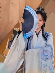 Ancient Chinese Style Folding Fan Yuxin Photography Performance Props Jiangnan Fan Silk Material Bamboo Bone Traditional Handmade