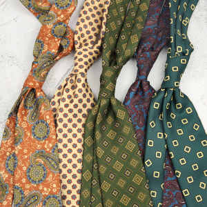 Casual Floral Print Mens And Womens Retro Fashion Wide 9cm Necktie Hong Kong Style Vintage Clothing Accessories