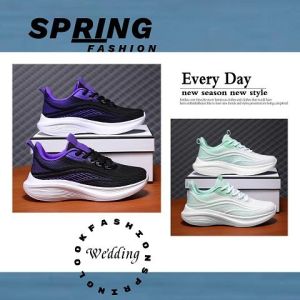 SQShop ไม่ควรพลาด รองเท้าผ้าใบ เอาใจสาวๆสายสปอร์ตด้วยรูปทรงที่เหมาะมากๆ โทนสีเรียบๆ 4 สี ตัวผ้ารองเท้าไม่หนาไม่บางกำลังดี ใช้งานคุ้มค่ากับราคาที่จ่ายแน่นอน