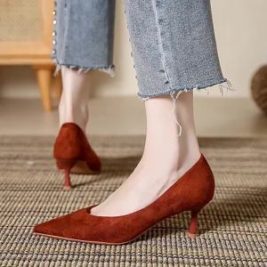 878-5[ Da Cừu ] Giày Một Lớp Miệng Nông Da Lộn Giày Nữ Gót Nhọn Màu Nude Dễ Phối Cao Gót Nữ Mẫu Mới Mùa