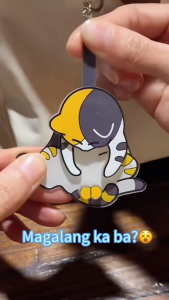 Cute Cartoon Cat Keychain Rotatable Funny Prank Pendant Backpack Charm Gift for Kids Students Car Key Decor