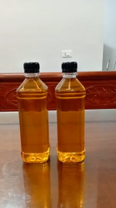 Dầu Mè Đen Ép Lạnh Nguyên Chất Nông Sản Vườn Quê - 1 Lít - Tốt Cho Sức Khỏe Cả Gia Đình