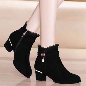 รองเท้าบูทสั้นหนังแท้ รองเท้าส้นสูง รองเท้าบูทส้นกลาง รองเท้าบูทฤดูใบไม้ร่วง/ฤดูหนาว รองเท้าบูทส้นหนา รองเท้าบูทสำหรับผู้หญิง รองเท้าบูทแบบสวม