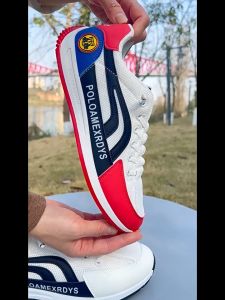 รองเท้าสปอร์ตหนัง PU สีดำ-ขาว สบายวัสดุ สุขภาพดี สุดยอดในการออกกำลังกาย พร้อมป้องกันการลื่นไถล