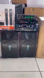 NEW karaoke set w/ amplifier player and 2 wireless mic