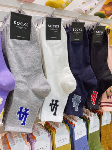 La Letter ผ้าฝ้าย ถุงเท้าถึงกลางน่อง ถุงเท้าสําหรับผู้ชาย ฤดูใบไม้ร่วง ฤดูหนาว สีทึบดูดซับเหงื่อ เรียบง่าย ดีไซน์ นําเข้าจาก  เกาหลี