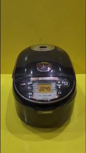 Nồi cơm nội địa Nhật cao tần (IH) Zojirushi NW-TA18 (1.8L) (0381204) áp suất - Zojirushi lưng gù_Hàng nội địa Nhật đã qua sử dụng điện 100V