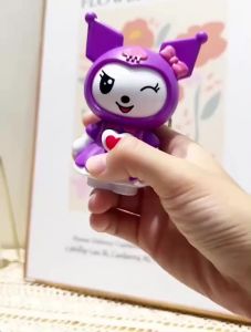 Cute Kuromi Face เปลี่ยนหน้า ตุ๊กตาการ์ตูนน่ารัก ของเล่นอะนิเมะ การ์ตูนตลก คุโรมิเปลี่ยนหน้า แถมพวงกุญแจ พร้อมส่งในไทย