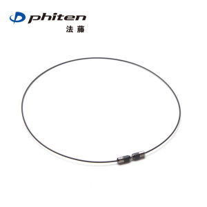 Phiten แหวนคอกระดูกสันหลังส่วนคอของญี่ปุ่นทำจากหวายแหวนคอลวดเหล็กพลังงานห่วงคล้องคอแฟชั่นแนวกีฬาลำลองเรียบง่าย