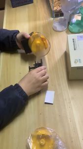 Máy cho cá ăn tự động hẹn giờ Máy cho cá ăn hẹn giờ tự động Máy cho cá ăn tự động cỡ nhỏ phù hợp các loại cám hạt nhỏ