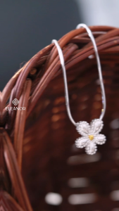 Dây chuyền bạc nữ Eleanor Accessories hình hoa cúc vòng cổ bạc 925 phụ kiện trang sức 10249
