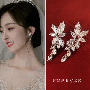 Elegant Wedding Ear Jewelry Leaf And Grain Ear Studs for Bridal Dresses Banquet Fashionable Korean Style Alloy And Gemstone