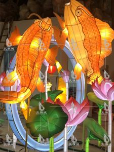 Large Outdoor Lotus Flower Lanterns Fish Leaps over the Dragon Gate Lantern Set Water Lily Leaf Lanterns Festival Decorations