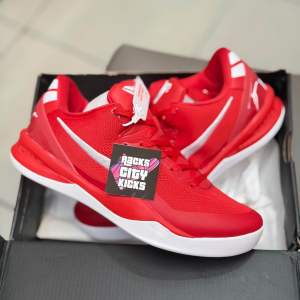 RCKIX HOOP SHOES K B 8 UNIVERSITY RED BSKETBLL