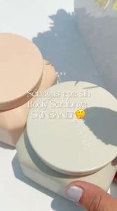 Skinsane Brightening & Moisturizing Body Scrub - Lulur Merontokan Daki & Mencerahkan Kulit
