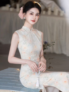 YIJIAHONG | Waist Cinching Sleeveless Long Modified Cheongsam For Summer and Work Wear