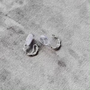 Twisted Clipped Earring - Fesoles Daily