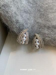 Elegant French Lace Pearl Micro-Paved Zircon Studs SUNNYZOO Fashion Jewelry Triangle Shape Alloy Silver Gold Plated Ear Jewelry