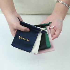 5Pcs Velvet Drawstring Pouches Soft Portable Jewelry Organizer Bags Gift Packaging Sack for Wedding &Festival Small Gift Giving