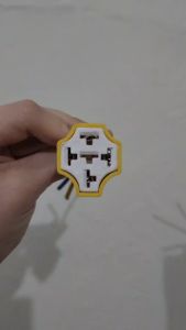 Rumah Relay / Soket Relay / Socket Cable Relay Kaki 4 Bahan keramik