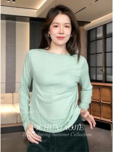 เสื้อยืดคอกลมแขนยาวหลวมๆ สำหรับผู้หญิงในช่วงฤดูใบไม้ผลิ 2025 เสื้อชั้นในทรงเข้ารูปแบบพื้นฐาน สไตล์เรียบง่าย