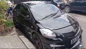 Peredam panas kap mesin mobil VIOS LIMO gen2 07-13 paketan part 1 dan 2