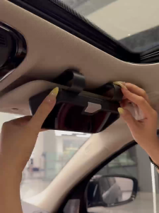 ZLWR jaecoo 5 EV / j6 /j7 กล่องแว่นตามัลติฟังก์ชั่นในรถยนต์ วัสดุ ABS ทนต่อการตกและทนทาน กล่องเก็บของ อุปกรณ์ตกแต่งภายในรถยนต์