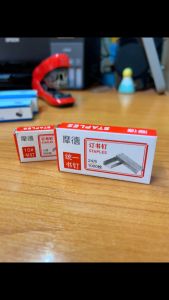 S0280 เบอร์ 10 24/6 กล่องละ1000ตัว ลวดเย็บ ไส้แม็ก ลวดเย็บ กล่องละ 1000 ตัว เบอร์ 10 24/6 กล่องละ ไส้แม็ก ลวดเย็บ คุณภาพดี