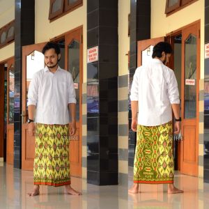 Sarung Goyor | Sarung Santri | Sarung Tenun | Sarung Batik
