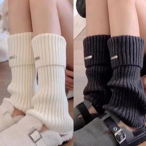 ถุงเท้ายาวถักสำหรับป้ายโลหะผู้หญิงใหม่ถุงเท้าให้ความอบอุ่นขาแบบโลลิต้าถุงเท้าขนสัตว์ที่ครอบเท้าที่อุ่นแขนถักโครเชต์ขอบรองเท้าบูท Y2K ฤดูใบไม้ร่วงฤดูหนาว