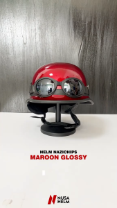 HELM RETRO VESPA NAZICHIPS GLOSSY KACAMATA HELM CLUB VESPA KLASIK